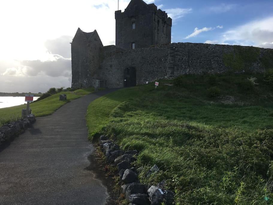 Apartamento The Burren Snug Galway Exterior foto